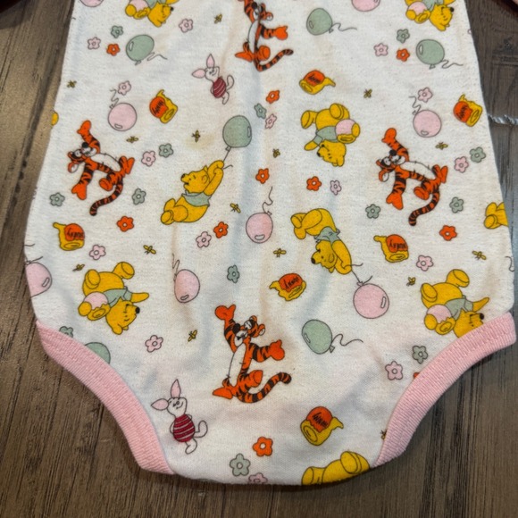 Vintage Sears Winnie the Pooh Tigger Infant Bodysuit 18 Months Long Sleeve - Picture 7 of 7